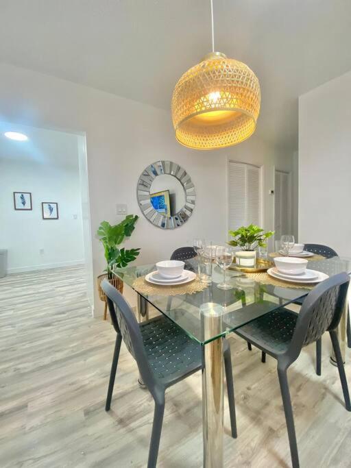Villa Beautiful & Relax Family House 2/1- Free Parking Miami Exterior foto